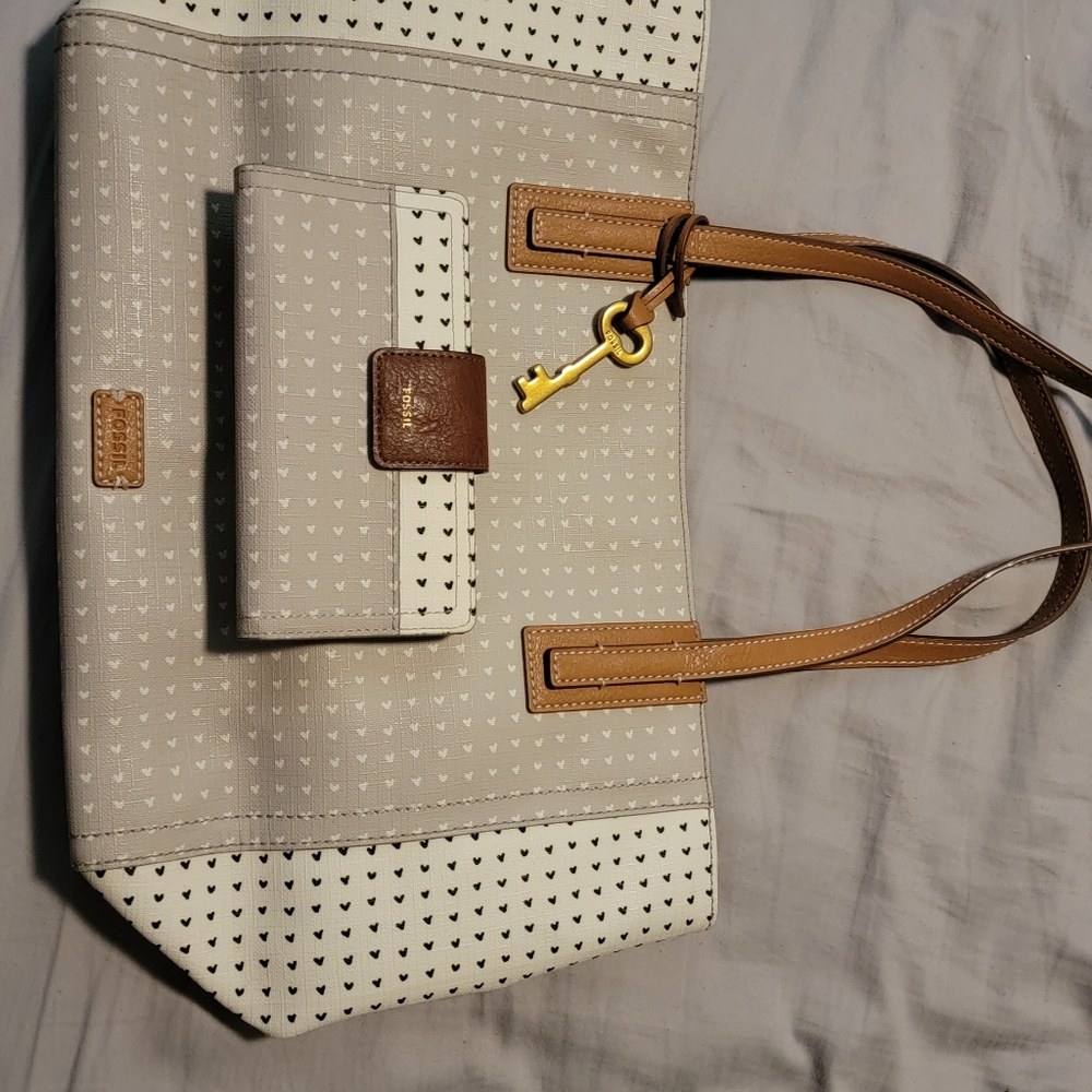Fossil tote with matching wallet